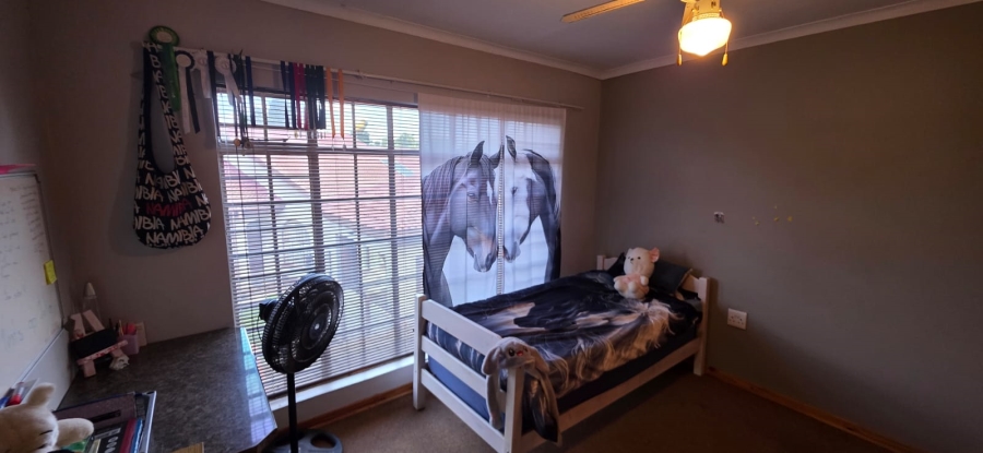 4 Bedroom Property for Sale in Miederpark North West